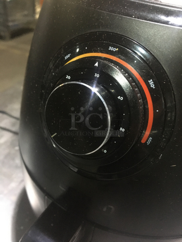 Chefman Countertop Air Fryer! Model RJ38V3DC35! 120V! - Image 5 of 7