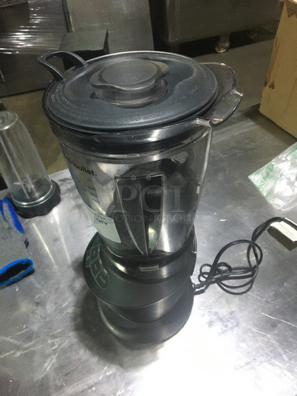 Nutri Bullet Countertop Blender! With Bullet Blender Attachment! Model NBC12A! 120V! - Image 3 of 8