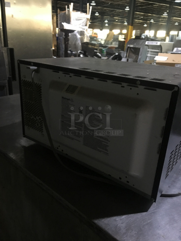 Hamilton Beach Countertop Microwave!  - Image 4 of 6