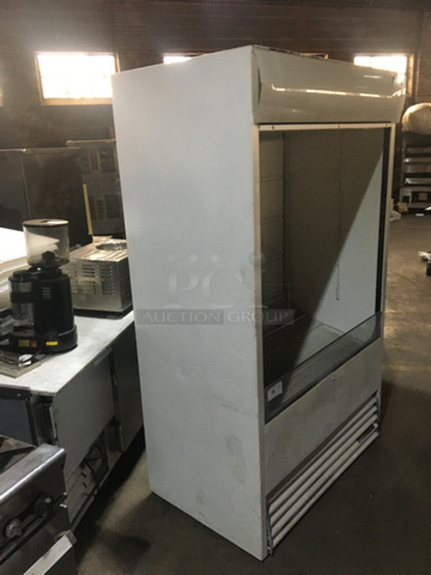 True Refrigerated Open Grab-N-Go Case Merchandiser! Model TAC48 Serial 5163824! 208/230V 1Phase! - Image 2 of 8