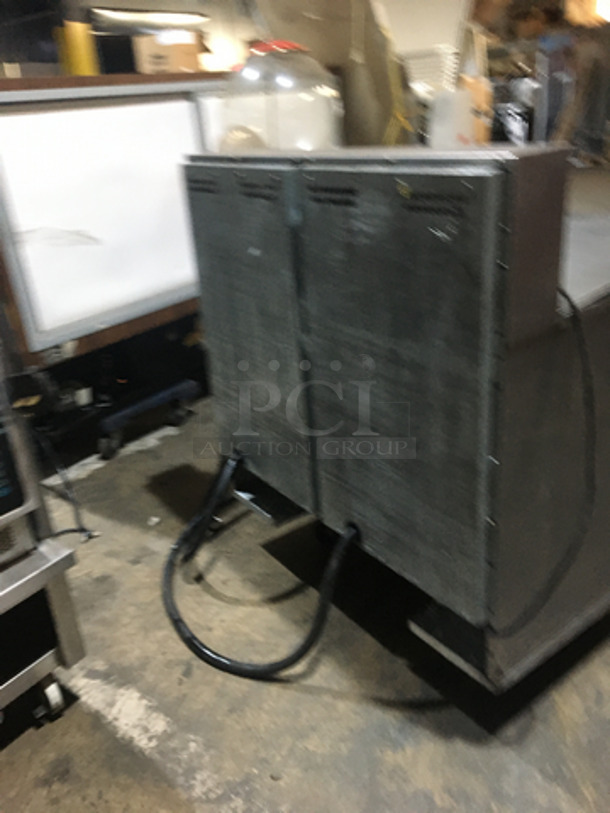 Frymaster Commercial Electric Powered Dual Bay Deep Fat Fryer! With Backsplash! All Stainless Steel! Model FPH21721SC Serial 0702VH0004! 480V 3Phase! On Casters! - Image 4 of 10