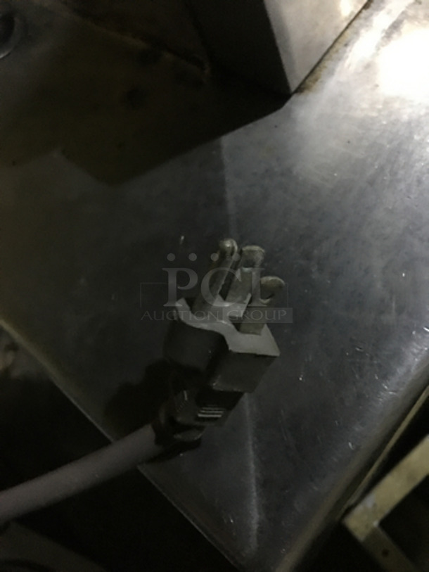 GORGEOUS! Late Model!  Turbo Air Commercial 2 Door Reach In Cooler! With Poly Coated Racks! All Stainless Steel! TSR49 Serial 001485035! 115V! On Casters! Tested & Working! - Image 10 of 10
