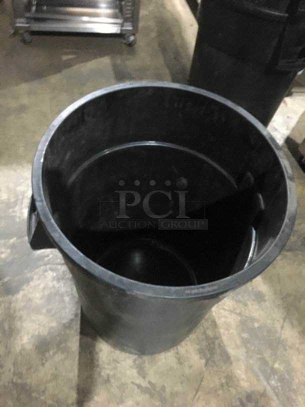 Large Round Garbage Bins! 3 X Your Bid! - Image 3 of 7