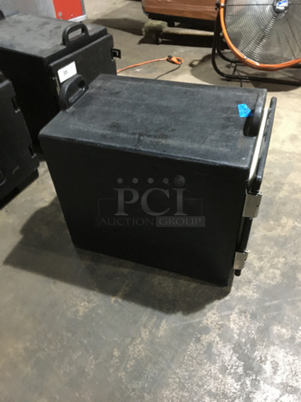 Cambro Fully Insulated Portable Hot Box/Pan Carrier! - Image 3 of 6