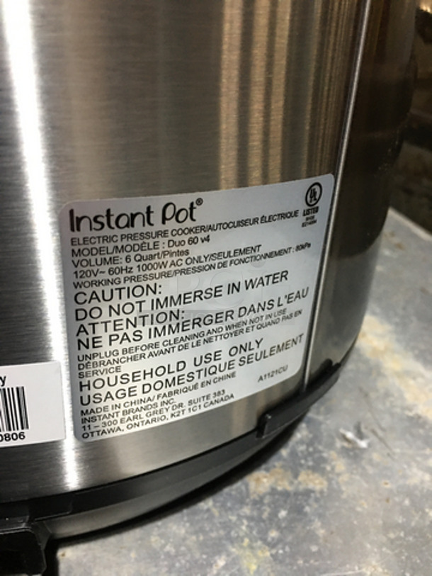 Instant Pot Countertop Electric Pressure Cooker! All Stainless Steel! Model DUO60V4! 120V! - Image 4 of 7