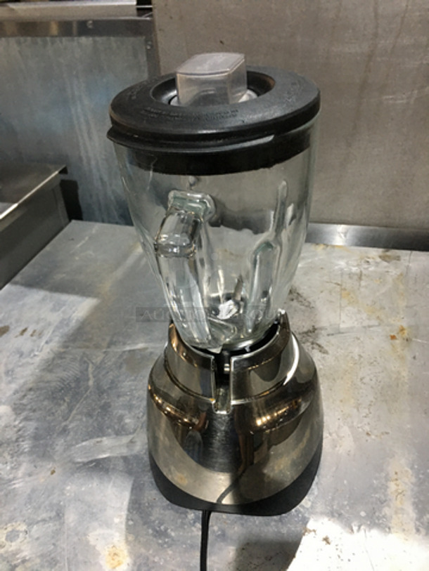 Oster Countertop Blender!  - Image 3 of 8