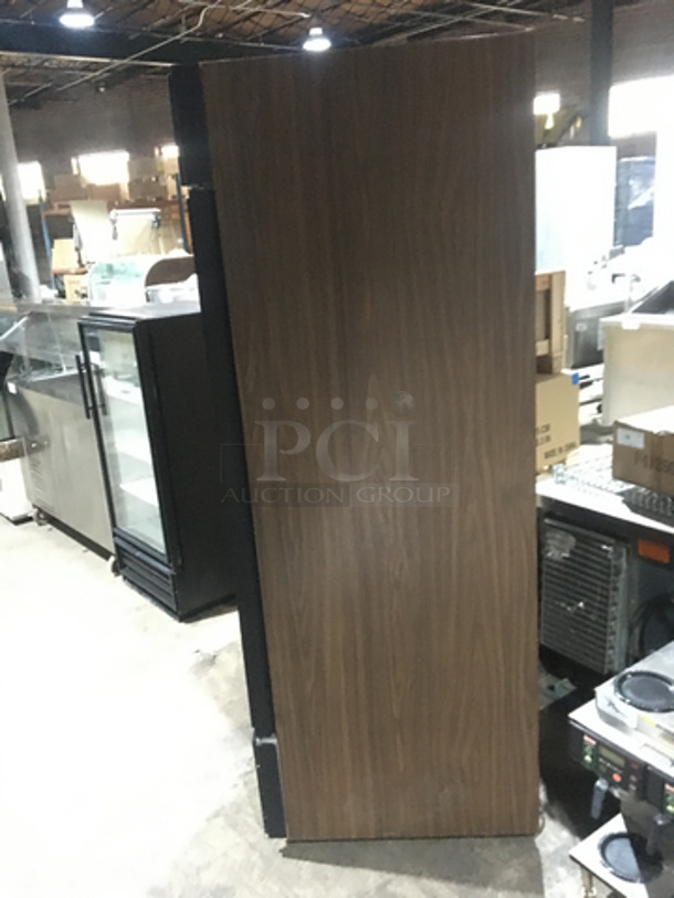 True One Glass Door Reach In Cooler Merchandiser! Model GDM23FC Serial 12073276! 115V 1 Phase! - Image 2 of 8