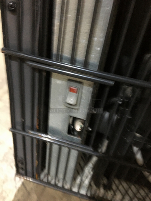 AHT Commercial Refrigerated Open Grab-N-Go Display Case! Model ACSLED Serial 30457500000128! 120V 1Phase! - Image 8 of 8