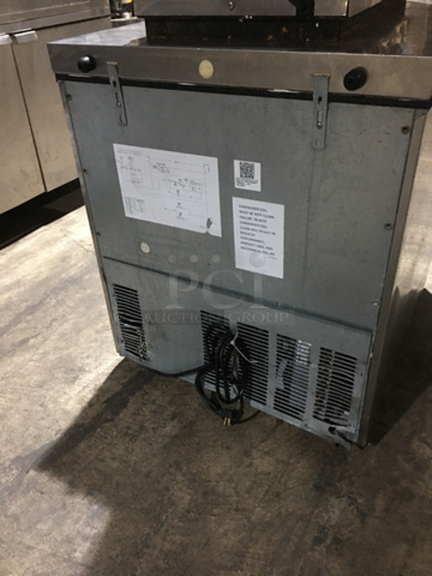 Hoshizaki Commercial Single Door Lowboy/Worktop Cooler! All Stainless Steel! Model CRMR27LPC Serial H51067D! 115V 1Phase!
 - Image 4 of 8