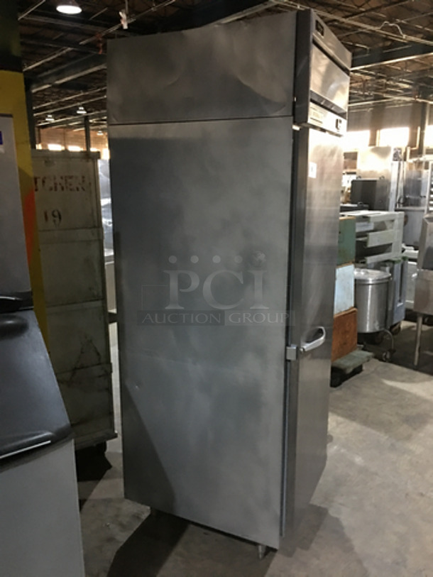 Beverage Air Commercial Single Door Reach In Cooler! All Stainless Steel! Model HR11S Serial 10105113! 115V 1Phase! On Legs! - Image 3 of 9