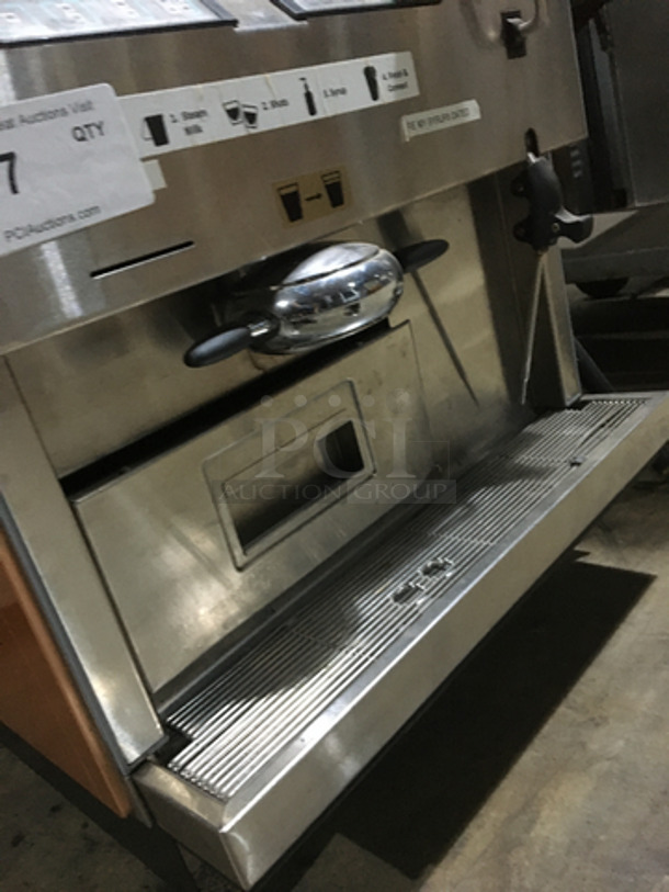 Great! Thermo Plan Commercial Counter Top Espresso Machine! With Coffee Bean Grinder! Mastrena Edition! All Stainless Steel! - Image 7 of 9