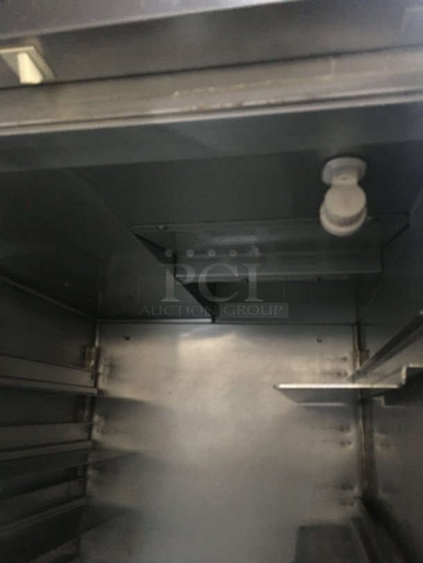 Beverage Air Commercial Single Door Reach In Cooler! All Stainless Steel! Model HR11S Serial 10105113! 115V 1Phase! On Legs! - Image 6 of 9