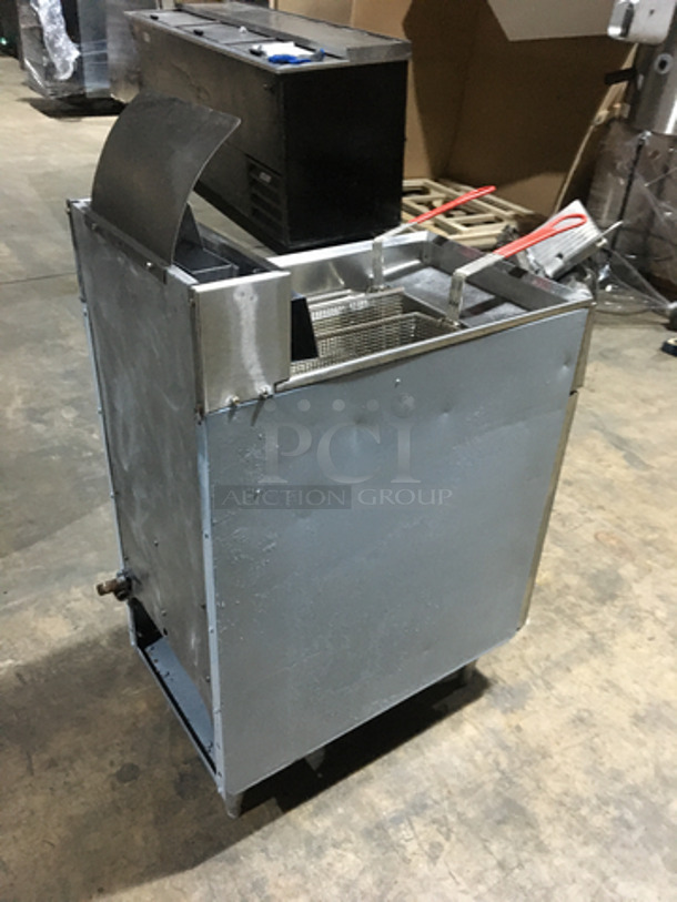Frymaster Commercial Natural Gas Powered Deep Fat Fryer! With 2 Metal Frying Baskets! All Stainless Steel! Model GF14SD Serial 9410FM0138! On Legs! - Image 4 of 8
