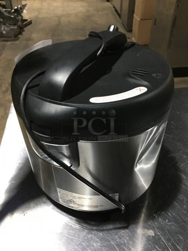Insignia Countertop 20 Cup Rice Cooker! All Stainless Steel! Model NSRC20CSS1! 120V! - Image 2 of 7