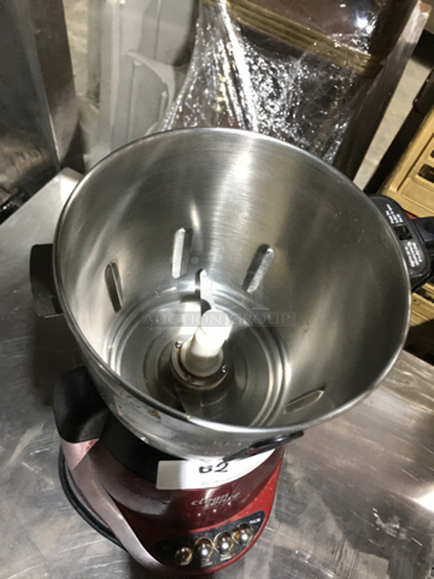 Shinil Industrial Commercial Countertop Blender! Model SMX30WS! 120V! - Image 5 of 8