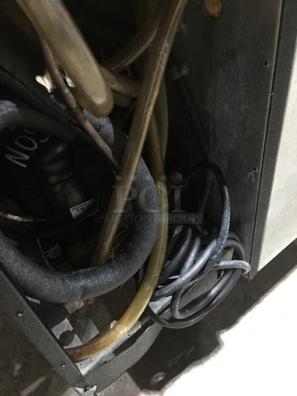 Glastender Commercial 4 Tap Kegerator! With 3 Door Underneath Storage Space! With Backsplash! All Stainless Steel! Model KC84R6SSH Serial 404104506N! 115V 1Phase!  - Image 10 of 10