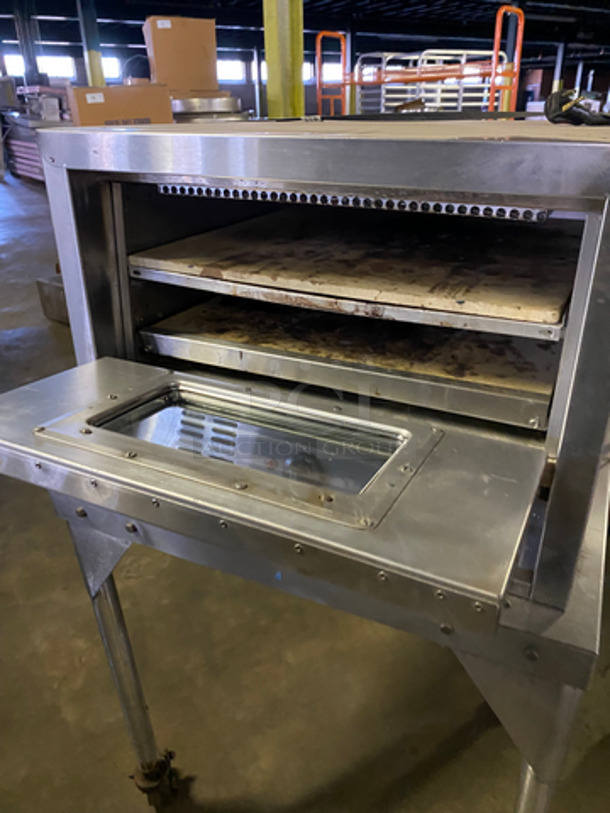 Bakers Pride Commercial Countertop Pizza Oven! With View Through Door! On Commercial Equipment Stand! All Stainless Steel! Model P22S Serial 3944! 230V! On Casters! - Image 5 of 10