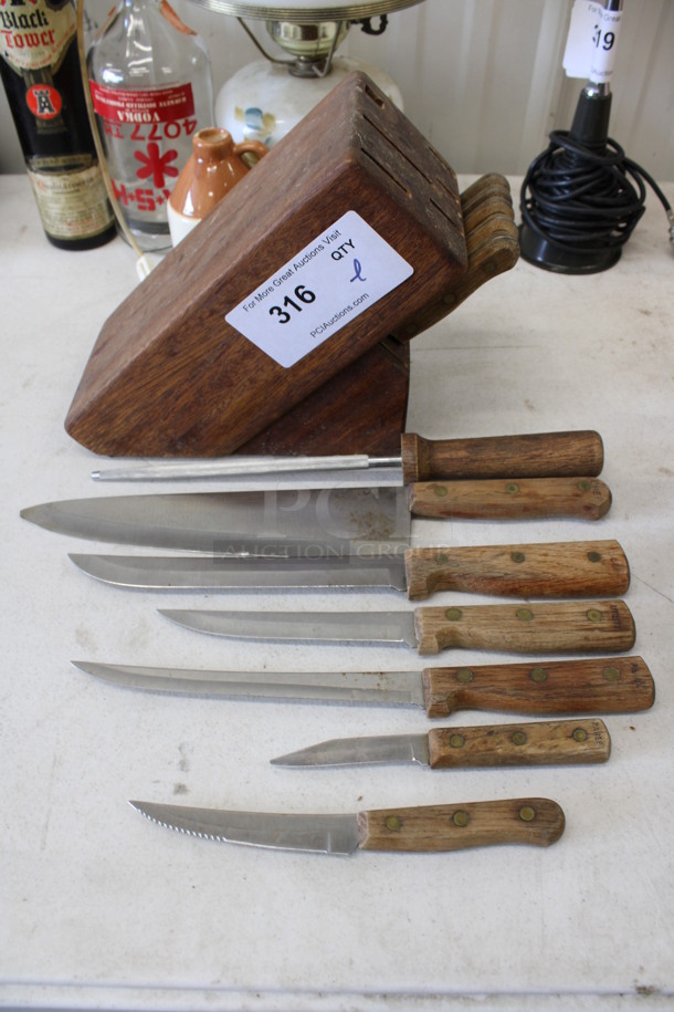 ALL ONE MONEY! Lot of 11 Various Knives, 1 Knife Sharpening Rod and Wooden Knife Block! 5x13x12