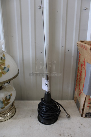 Antenna. 4.5x4.5x45