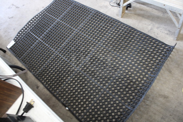 Black Anti Fatigue Mat. 37x61 - Image 2 of 3