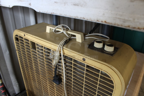 Poly Box Fan. 22x5x22. Tested and Working! - Image 2 of 4