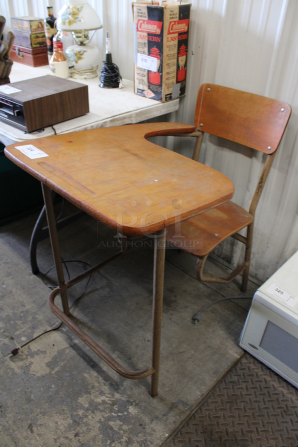 ANTIQUE! Wooden Student Desk w/ Chair. 23x34x33