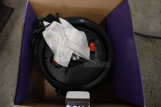 IN ORIGINAL BOX! Cauldron Flame Lite. 11x11x8 - Image 2 of 3