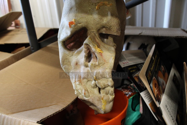ALL ONE MONEY! Lot of Various Halloween Decorations Including Masks and Lantern Carving Sets! - Image 3 of 5