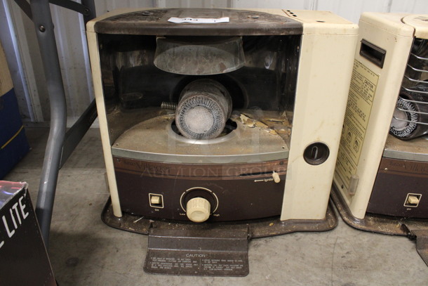 Turco Villager Metal Kerosene Heater. 22x17x18