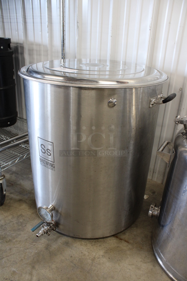 Stainlessium Brewing Technologies Stainless Steel Commercial Beer Brewing Barrel. 27x31x28.5 - Image 2 of 6