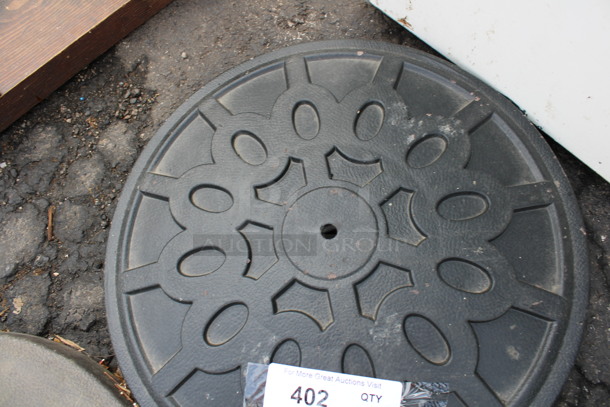 Metal Patio Umbrella Base. 18x18x3 - Image 3 of 3