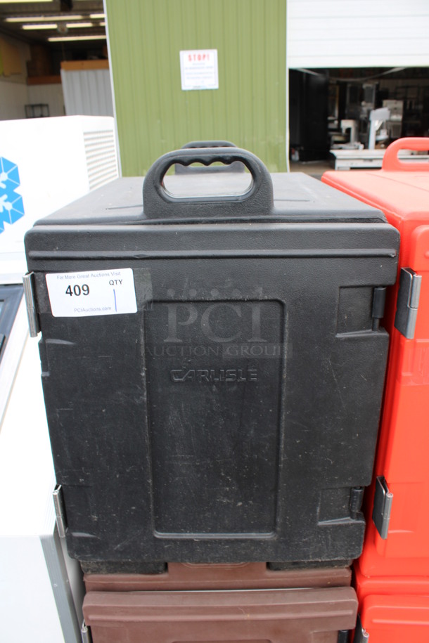 Carlisle Model NPC300N Black Poly Insulated Food Carrying Box. 17x24.5x25.5