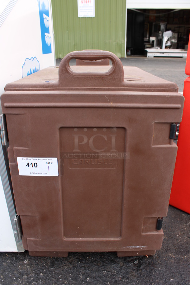 Carlisle Model NPC300N Brown Poly Insulated Food Carrying Box. 17x24.5x25.5