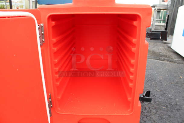 Cater Gator Model 215PANCAR5 Red Poly Insulated Food Carrying Box. 17x24.5x25.5 - Image 3 of 5