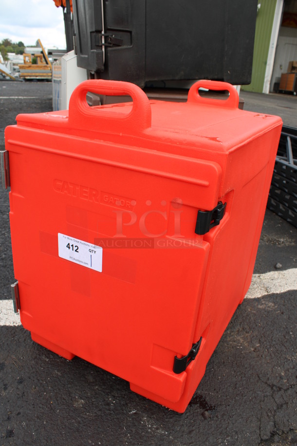 Cater Gator Model 215PANCAR5 Red Poly Insulated Food Carrying Box. 17x24.5x25.5 - Image 2 of 6