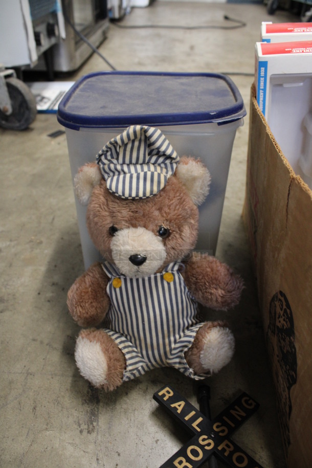 ALL ONE MONEY! Lot of Various Items Including Empty Boxes of Model Train Cars and Conductor Bear! - Image 5 of 8
