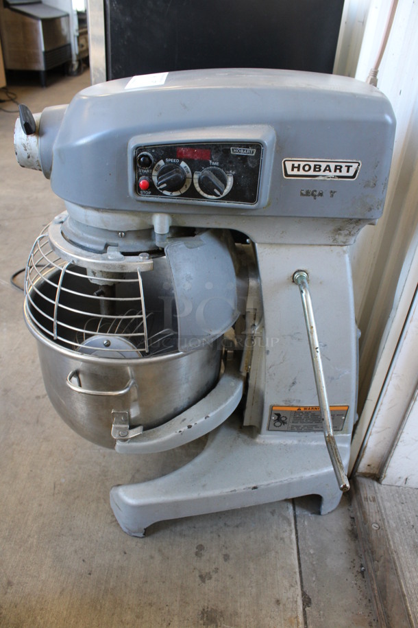 Hobart Legacy Model HL200 Metal Commercial 20 Quart Planetary Mixer w/ Stainless Steel Bowl, Bowl Guard and Whisk Attachment. 100-120 Volts, 1 Phase. 16x21x30. Tested and Working! - Image 2 of 6