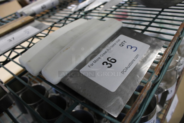 3 Metal Dough Cutters. 6x1x4.5. 3 Times Your Bid! - Image 2 of 2