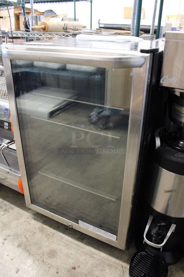 Electrolux Model FFBC46L2QS-1 Metal Mini Cooler Merchandiser. 115 Volts, 1 Phase. 21.5x24.5x33.5. Tested and Working! - Image 2 of 5