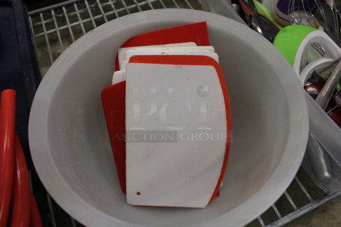 ALL ONE MONEY! Lot of Various Poly Dough Cutters in Poly Bowl! 5.5x3.5
