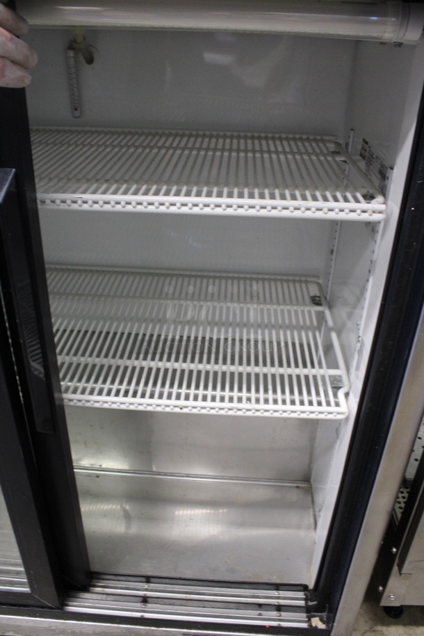 True Model GDM-09-S Stainless Steel Commercial 2 Door Cooler Merchandiser w/ Poly Coated Racks. 115 Volts, 1 Phase. 36x21x40. Tested and Working! - Image 5 of 6