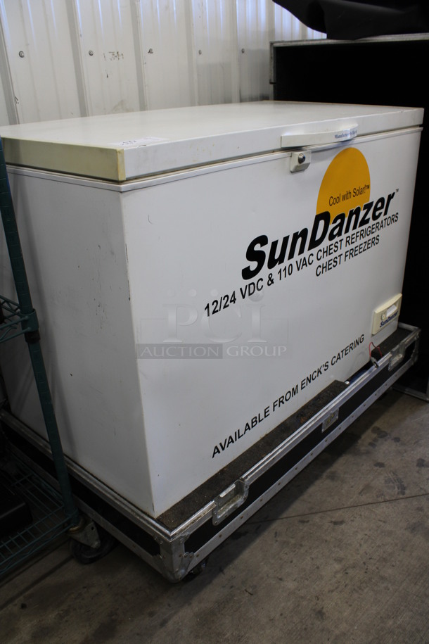 SunDanzer Model DCR 225 / C 225 Metal Commercial Chest Cooler. Can Be Powered By Car Battery, Solar or Voltage. Comes w/ Metal Case and Cover. 47x26x32, 49x30x43. Tested and Working! - Image 3 of 12