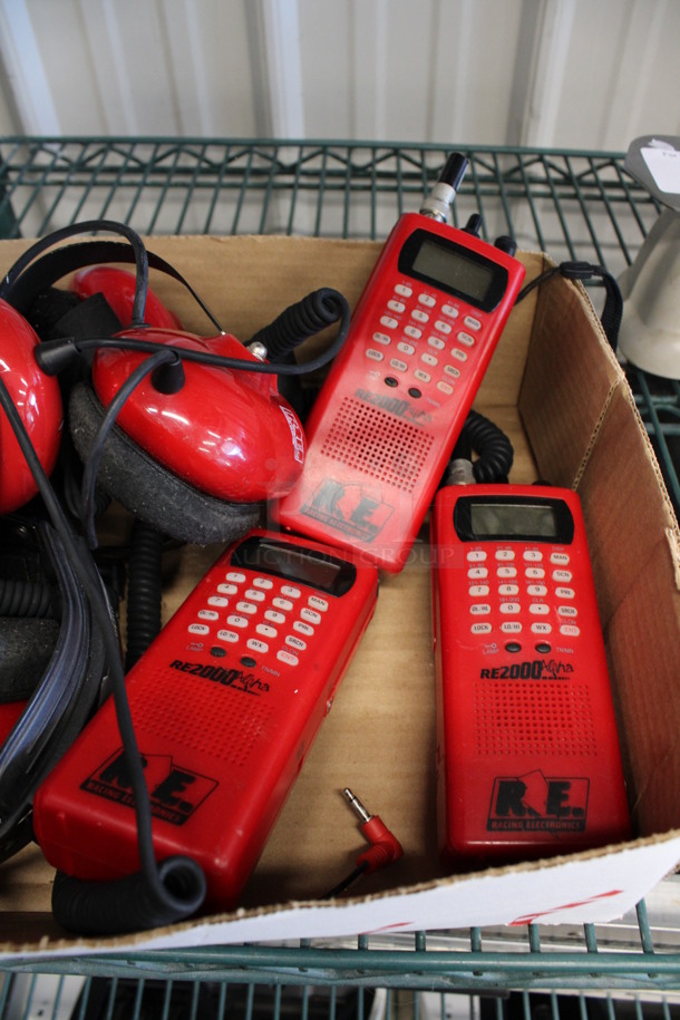 ALL ONE MONEY! Lot of 3 Racing Electronics RE2000 Radio and 4 Headphones! 2.5x2x8, 9x5x4 - Image 4 of 4