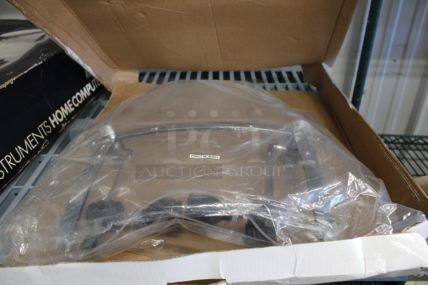 BRAND NEW IN BOX! Poly Slipstream Motorcycle Fairing. 17x3x17 - Image 2 of 3