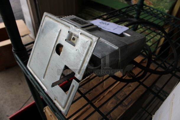 Master Craft Model 910 Metal Jig Saw. 8x5x10. Tested and Working! - Image 2 of 4