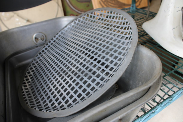 ALL ONE MONEY! Lot of Various Metal Baking Pans! - Image 4 of 4