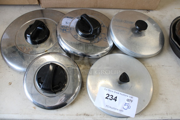 5 Various Metal Round Lids. Includes 10.5x10.5x1, 6.5x6.5x1. 5 Times Your Bid!