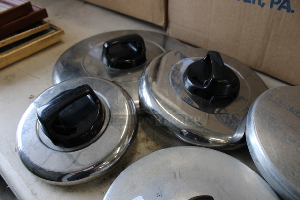 5 Various Metal Round Lids. Includes 10.5x10.5x1, 6.5x6.5x1. 5 Times Your Bid! - Image 3 of 3