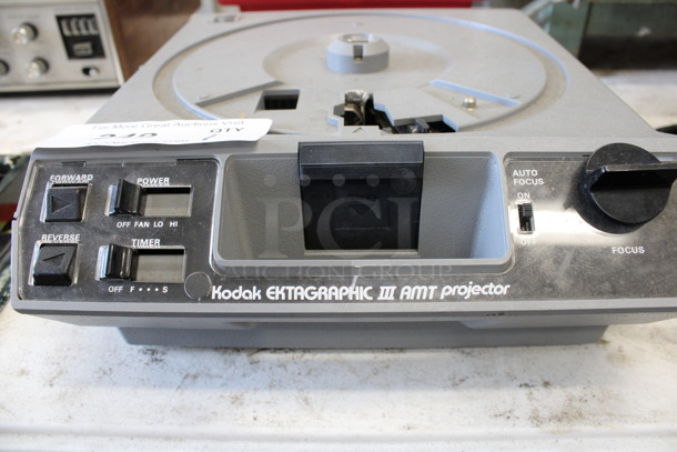 Kodak Ektagraphic III AMT Projector. 120 Volts, 1 Phase. 11x13x5 - Image 2 of 5