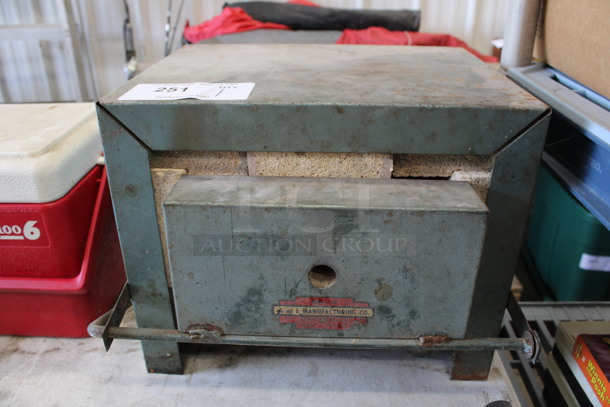 J and L Manufacturing Model E 48 Benchtop Enameling Kiln. 110 Volts. 14x14x11.5 - Image 1 of 6